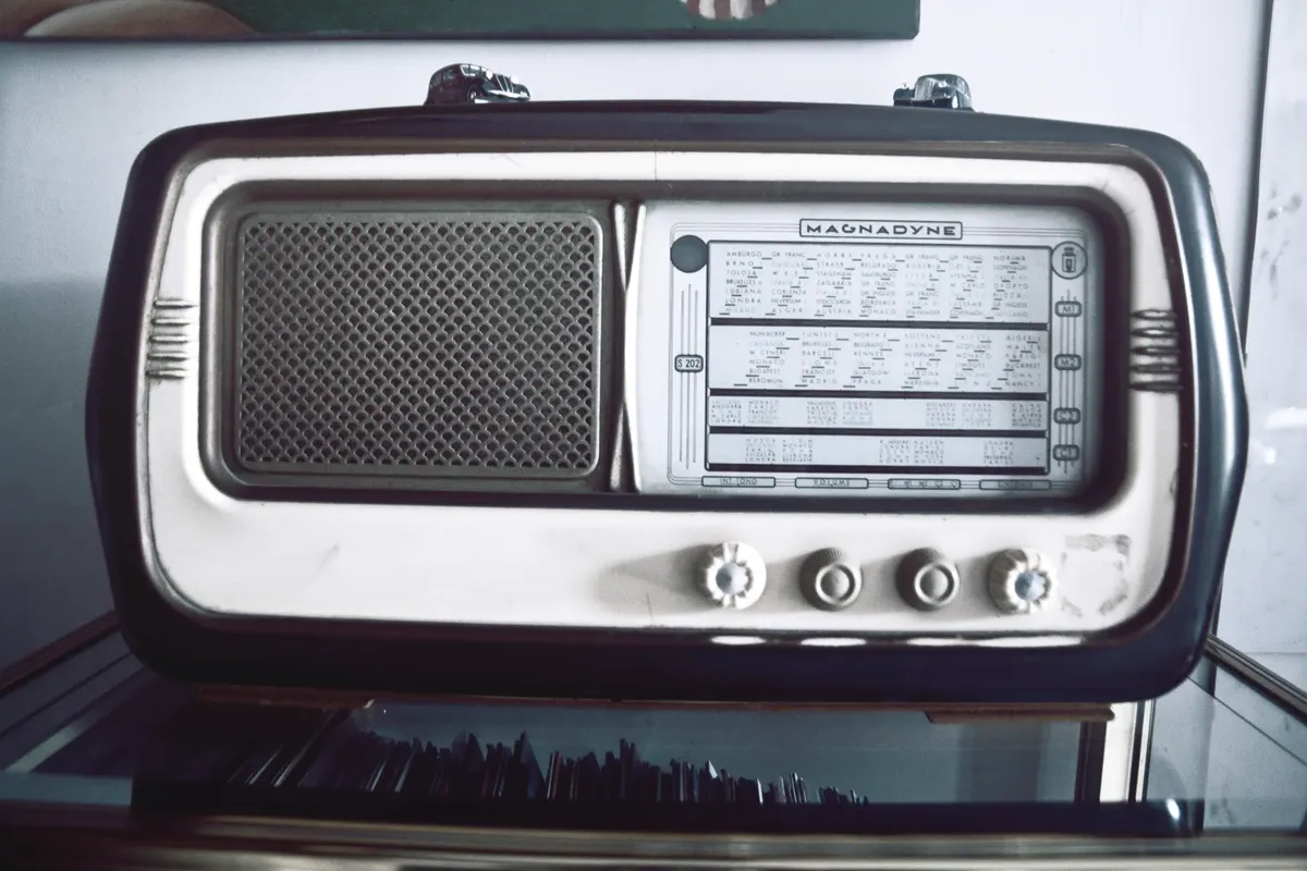 Classic Magnadyne radio with retro design, perfect for nostalgic decor.
